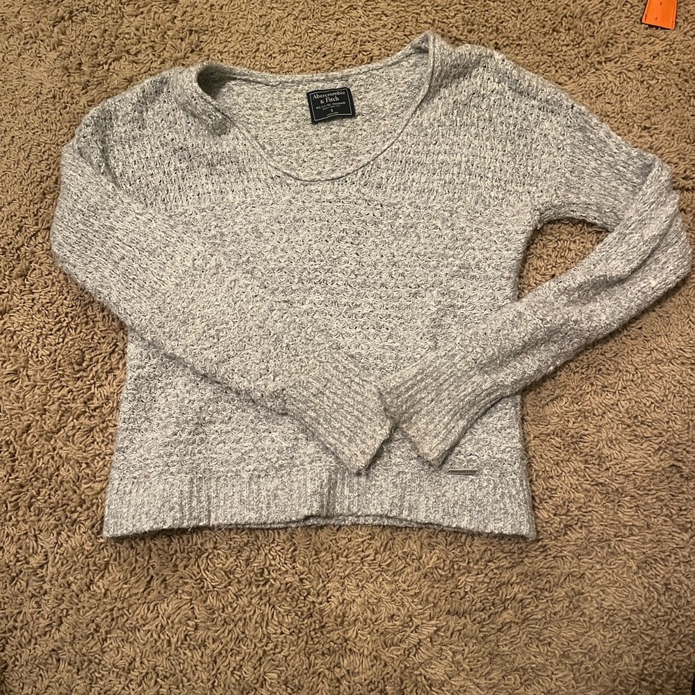 Abercrombie Heather Gray V-Neck Sweater